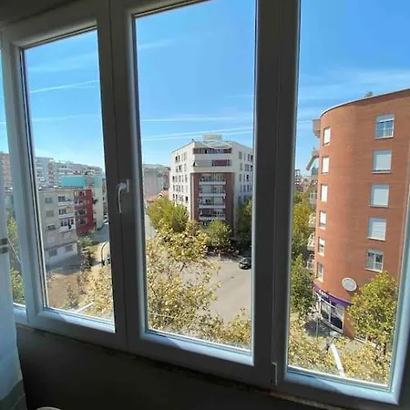 Niko's -1 Apartment